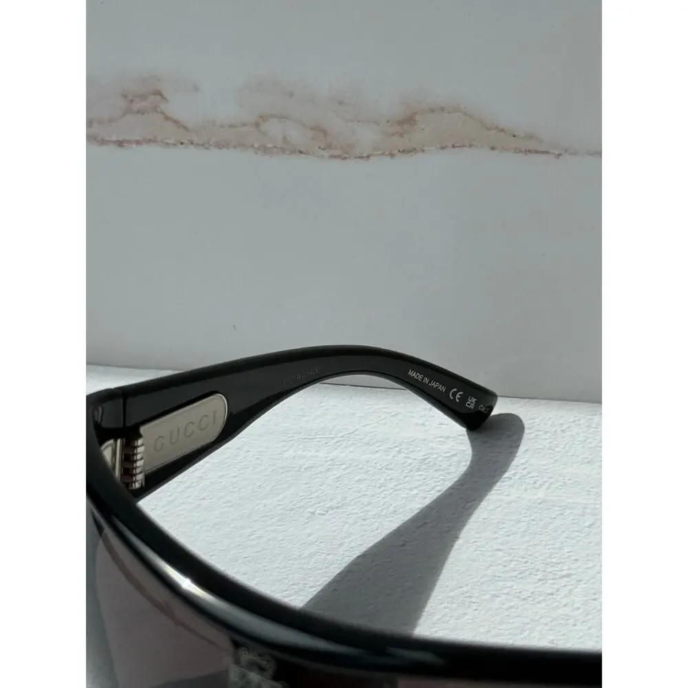NEW Gucci GG2168S Black Logo Shield Mask Sunglasses $605